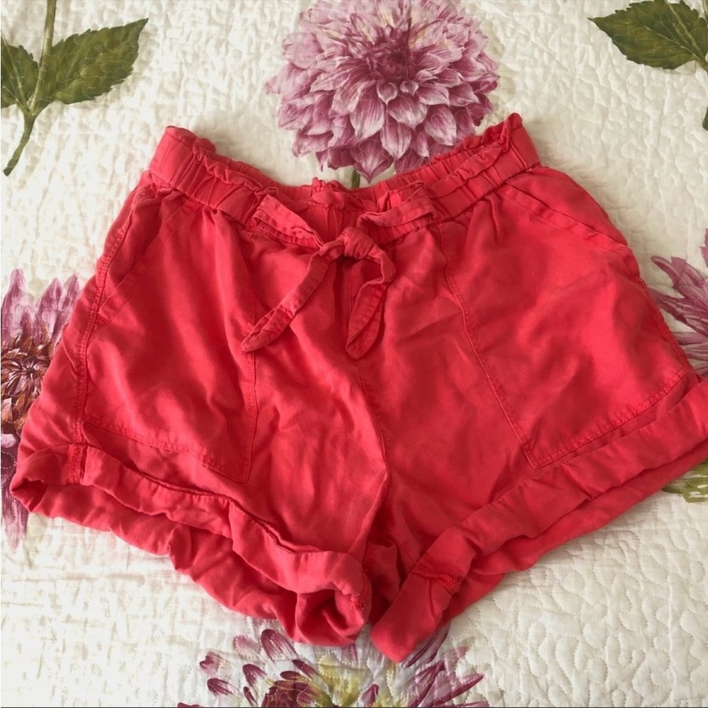 Coral Aerie Paper Bag Shorts, size M